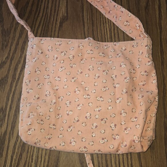Chateau Corduroy - Small Purse - Peach with flower design -10"x9"x2" - Picture 4 of 11